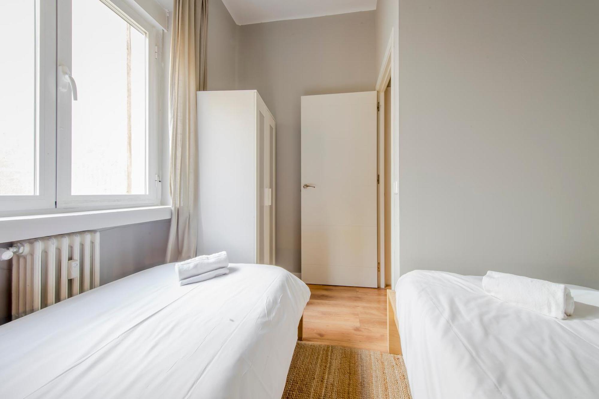 Excelente Piso De 3 Habitaciones En La Latina-Centro Madrid Buitenkant foto