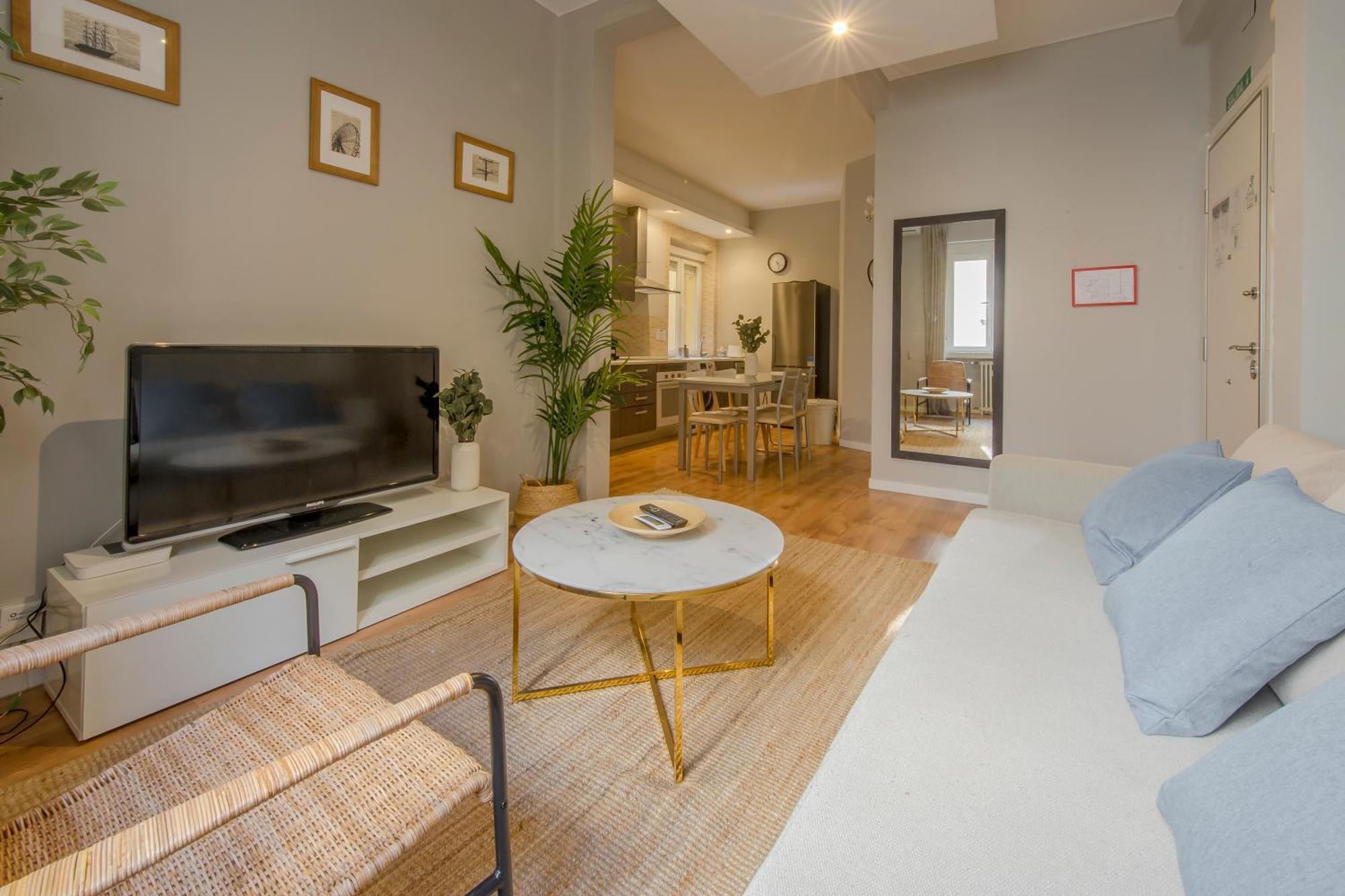 Excelente Piso De 3 Habitaciones En La Latina-Centro Madrid Buitenkant foto